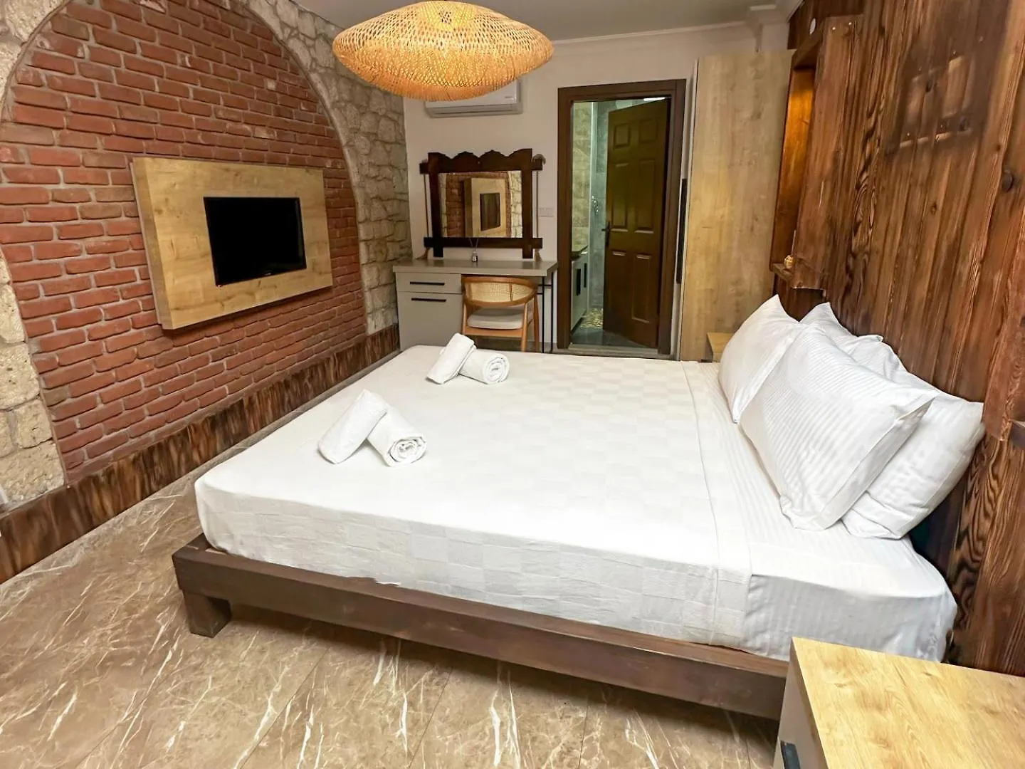 Apart Otel Nuriye Alaçatı